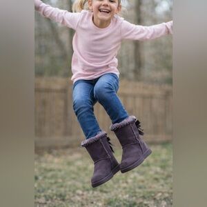 UGG Bailey Bow II Ruffles